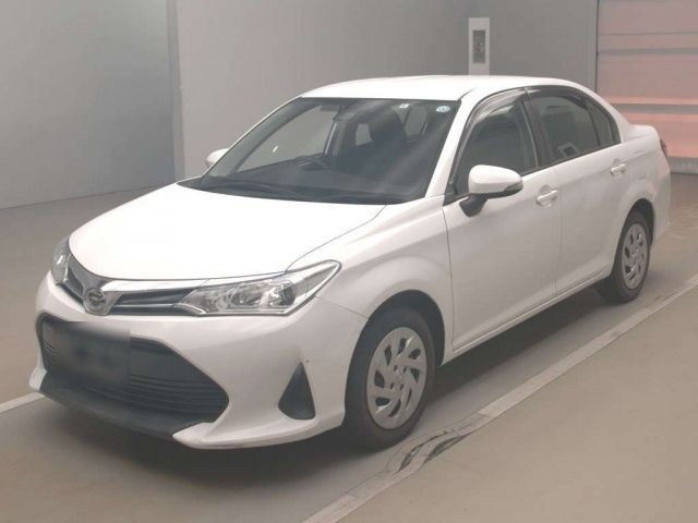 50126 Toyota Corolla axio NRE161 2018 г. (TAA Kantou)